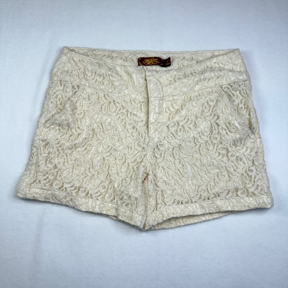 one 5 one Cream High Waist Lace Shorts